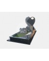 Campa em Granito Azul Labrador com Escultura