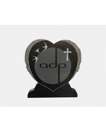 Alçado Preto em Forma de Coração Esculpido